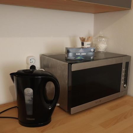 Hostel Forum Прага Экстерьер фото